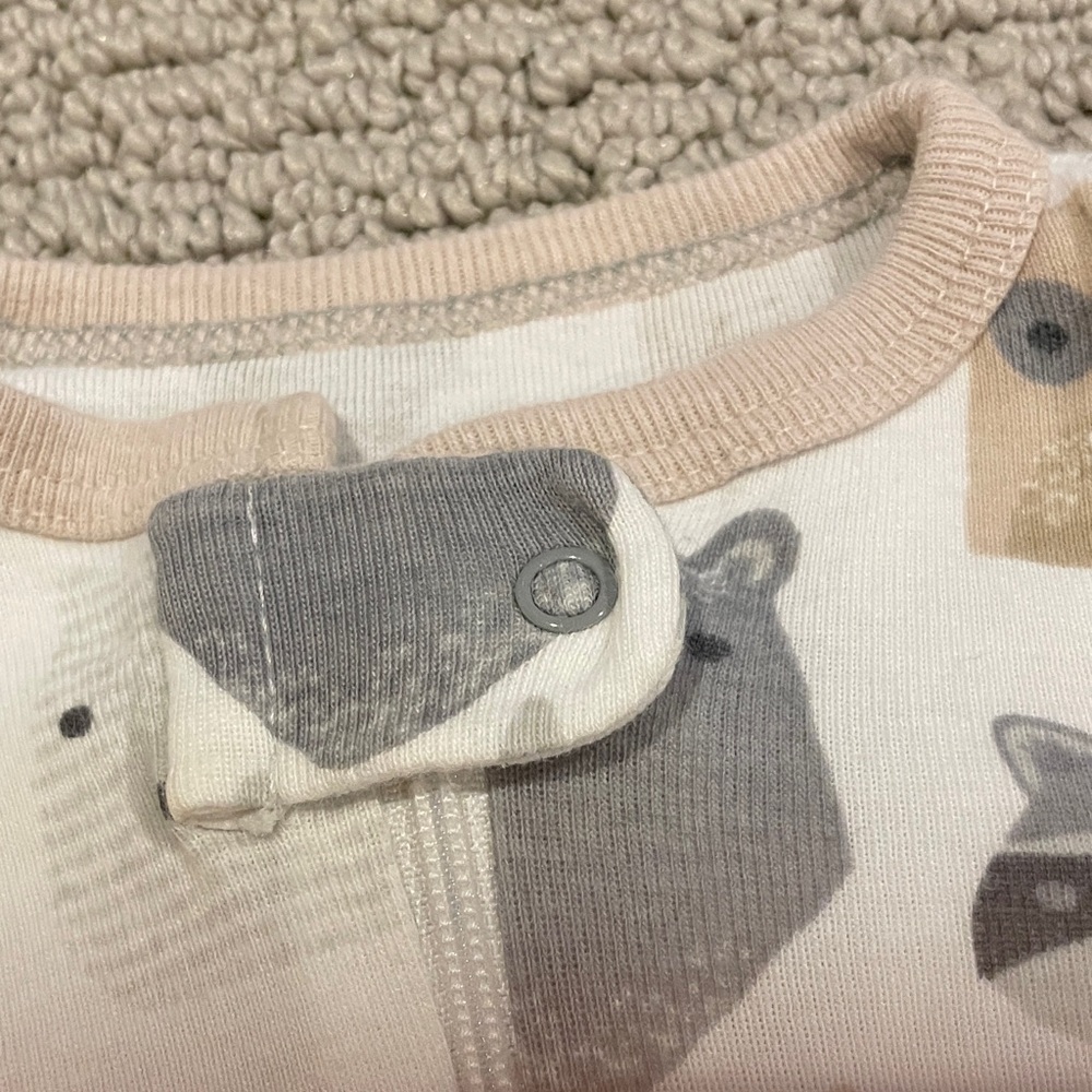 Cloud Island Animal Print newborn-3M size Footie in Cream & Tan - Picture 4 of 7